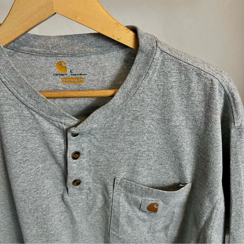 gray carhartt tee